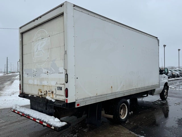 2017 Ford E-350SD Base Cutaway