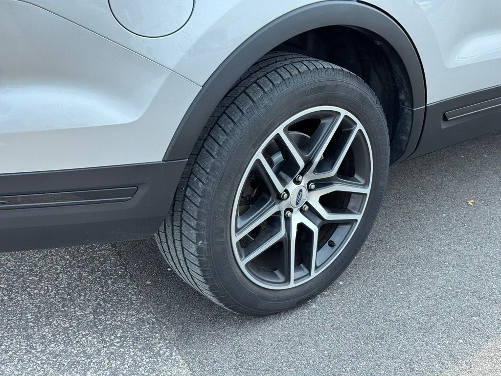 2019 Ford Explorer Sport