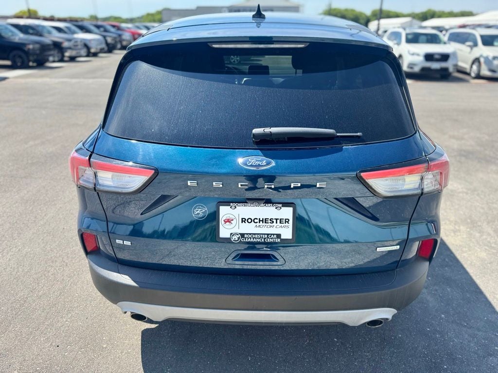 2020 Ford Escape SE