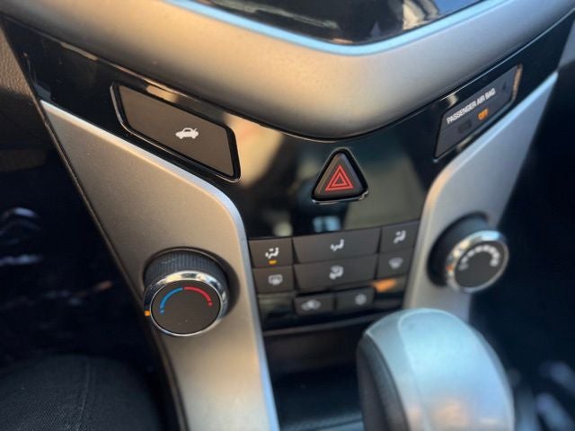 2015 Chevrolet Cruze 1LT