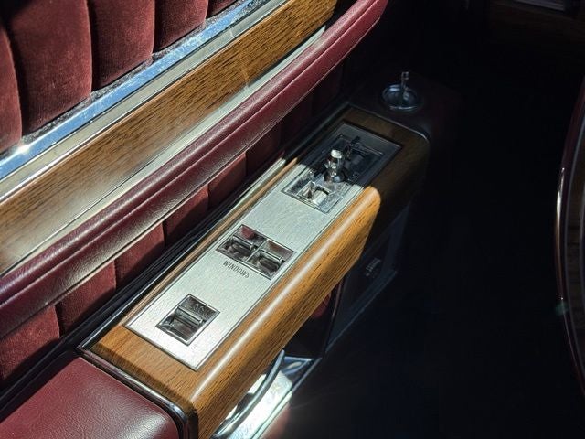 1983 Cadillac DeVille Base