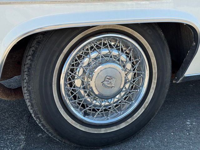 1983 Cadillac DeVille Base