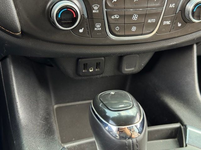 2018 Chevrolet Traverse LT Cloth w/1LT