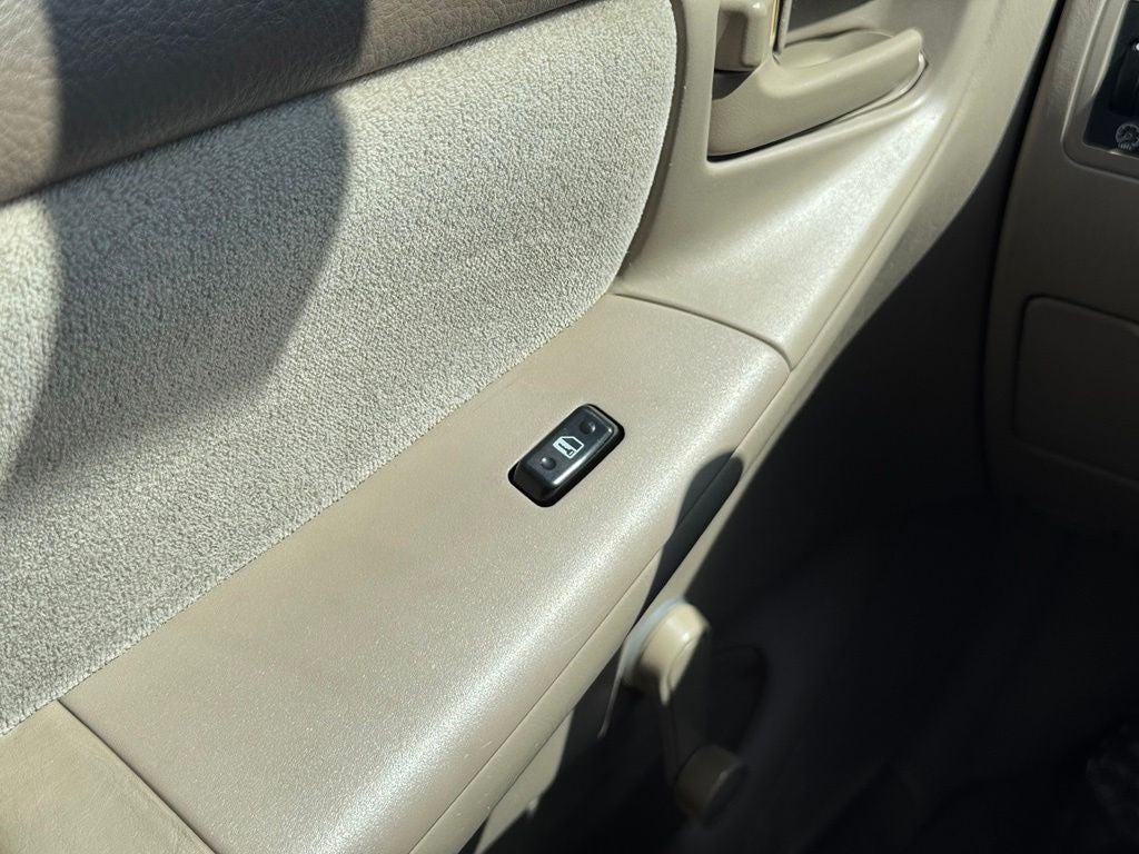 2003 Toyota Corolla CE