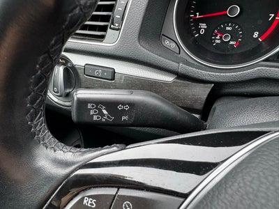 2017 Volkswagen Passat 1.8T SE w/Technology