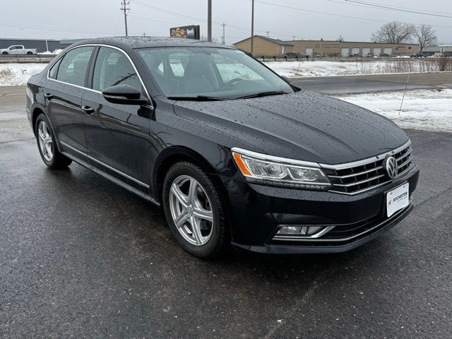 2017 Volkswagen Passat 1.8T SE w/Technology