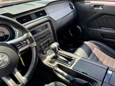 2010 Ford Mustang V6 Premium