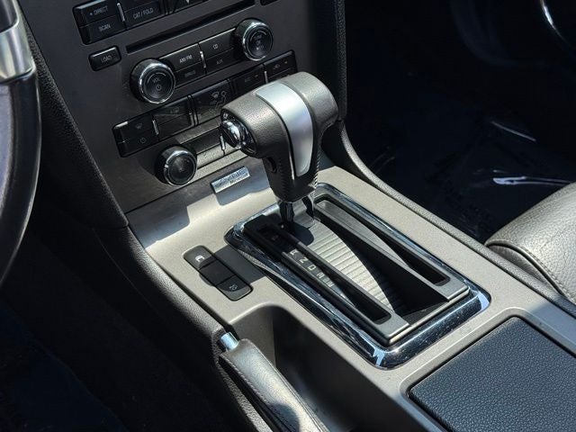 2010 Ford Mustang V6 Premium