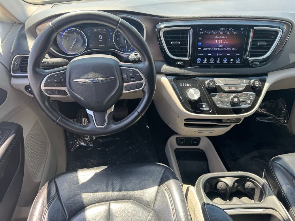 2017 Chrysler Pacifica Touring L
