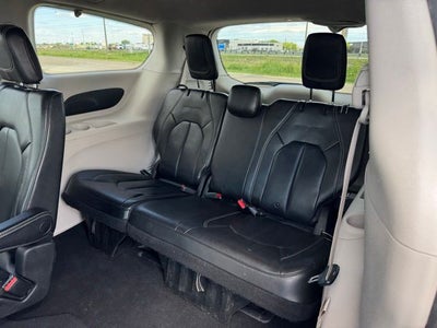 2020 Chrysler Voyager LXI