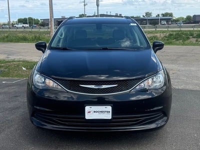 2020 Chrysler Voyager LXI