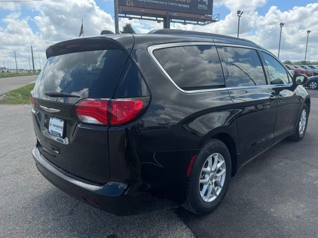 2020 Chrysler Voyager LXI