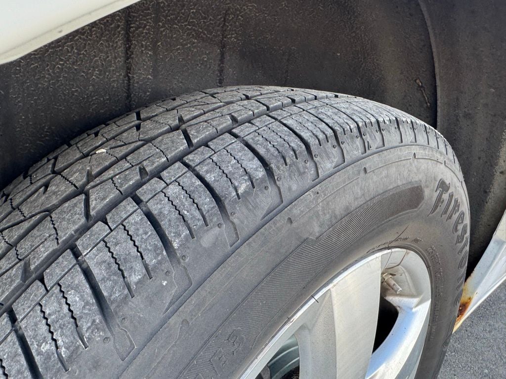 2010 Volkswagen Routan SEL