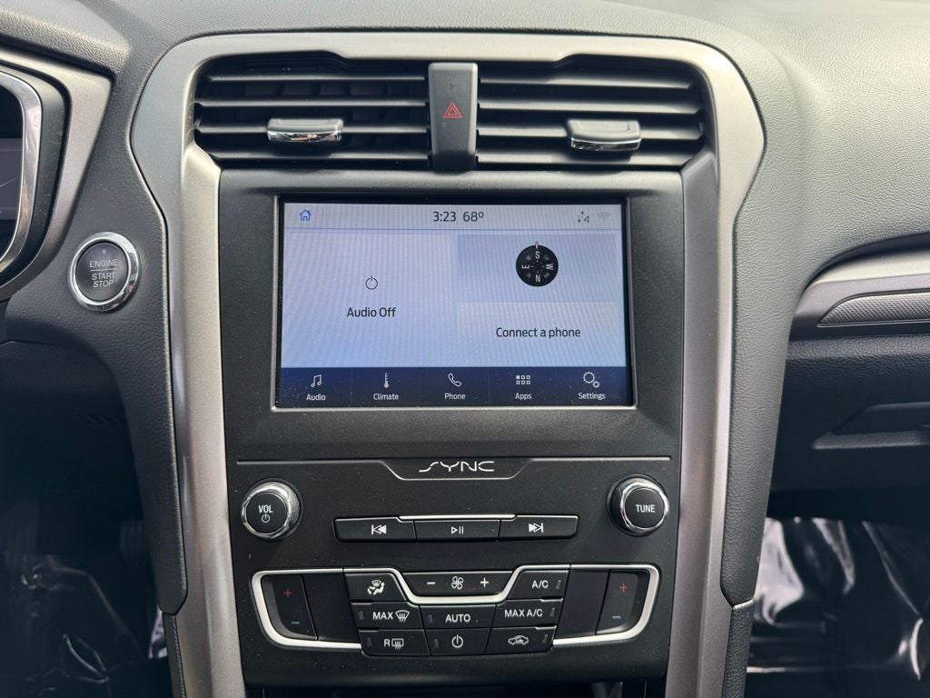 2020 Ford Fusion SE