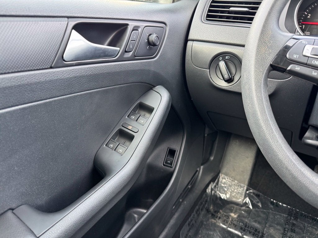 2015 Volkswagen Jetta 2.0L S