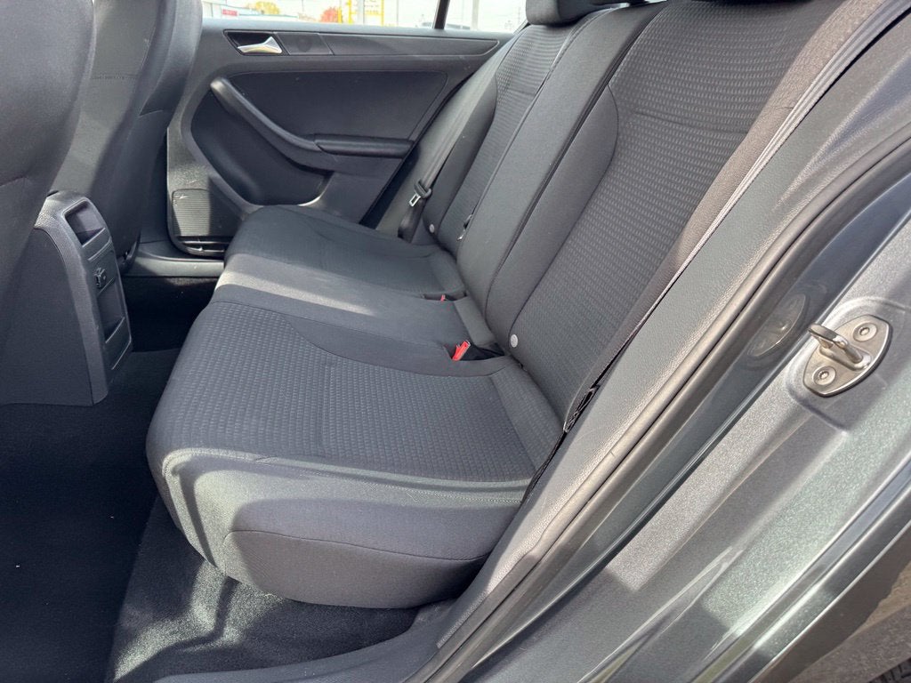 2015 Volkswagen Jetta 2.0L S