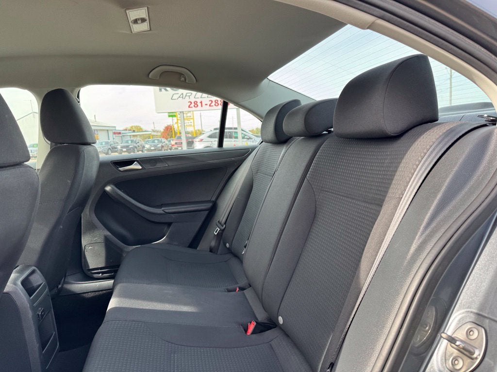 2015 Volkswagen Jetta 2.0L S