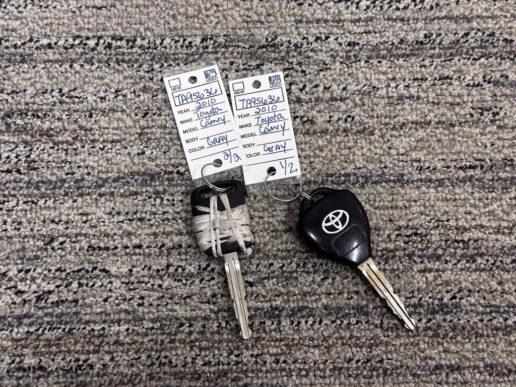 2010 Toyota Camry LE