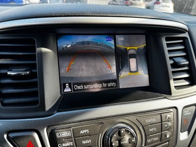 2018 Nissan Pathfinder SL