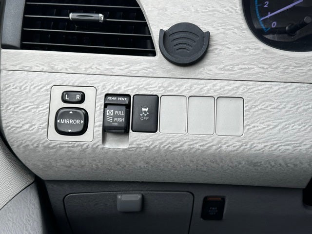 2013 Toyota Sienna XLE 7 Passenger