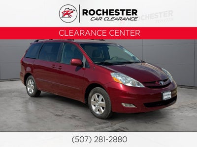 2010 Toyota Sienna XLE