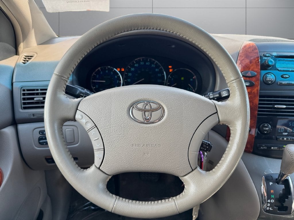 2010 Toyota Sienna XLE