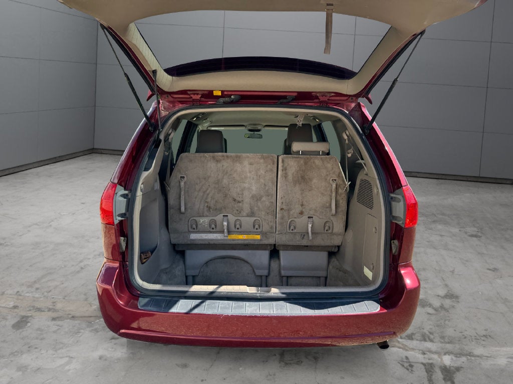 2010 Toyota Sienna XLE