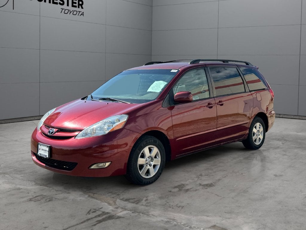 2010 Toyota Sienna XLE