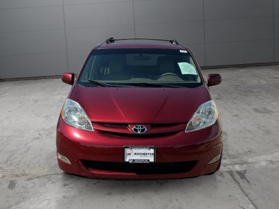 2010 Toyota Sienna XLE