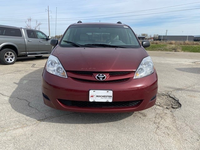 Used 2008 Toyota Sienna LE with VIN 5TDZK23C48S104616 for sale in Rochester, Minnesota