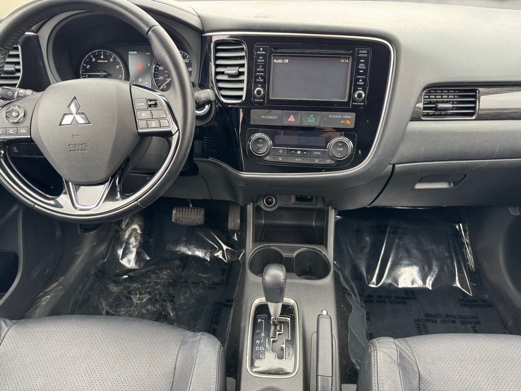 2016 Mitsubishi Outlander ES