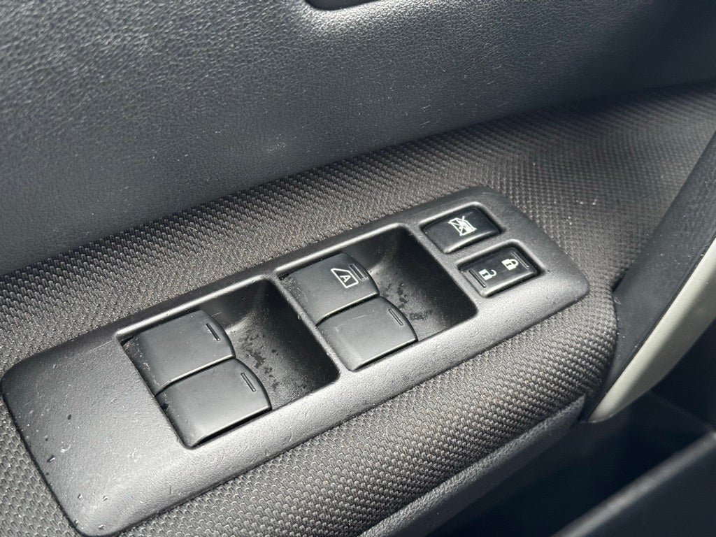 2013 Nissan Rogue SV