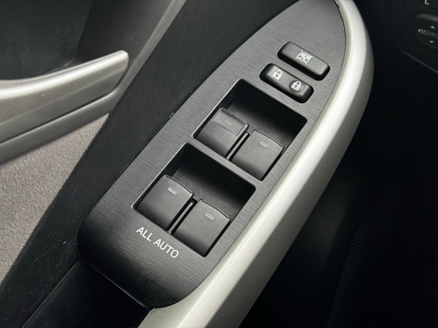 2014 Toyota Prius Three