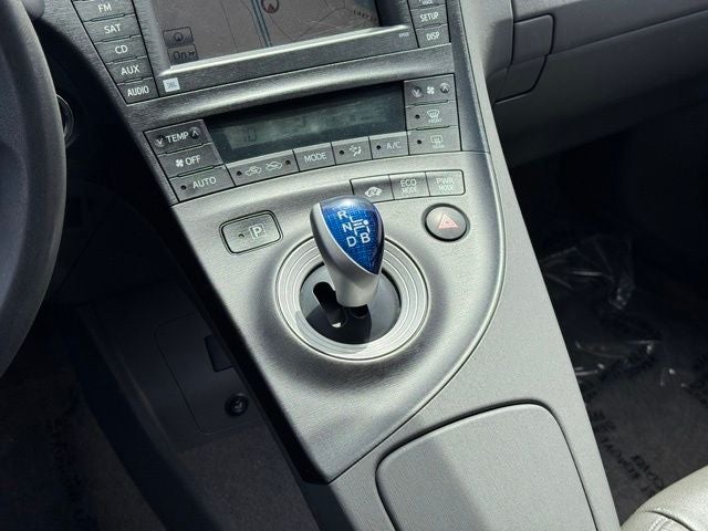 2010 Toyota Prius III