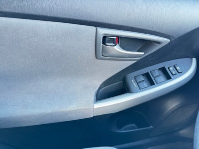 2012 Toyota Prius Two