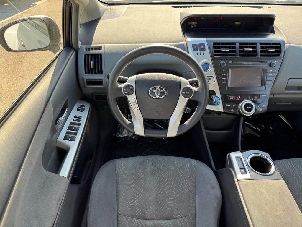 2014 Toyota Prius v Two