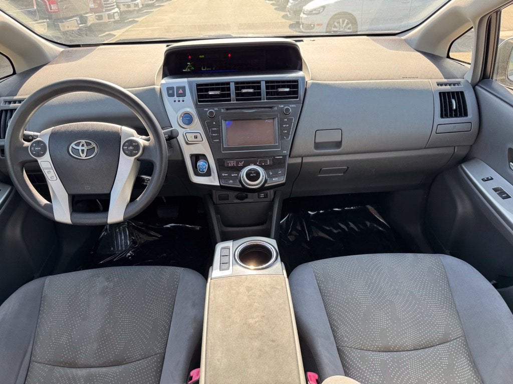 2014 Toyota Prius v Two
