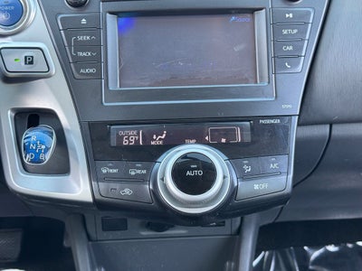 2014 Toyota Prius v Two