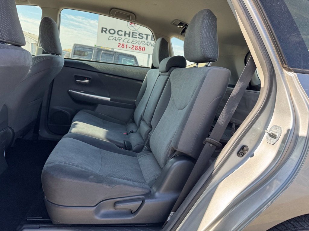 2014 Toyota Prius v Two