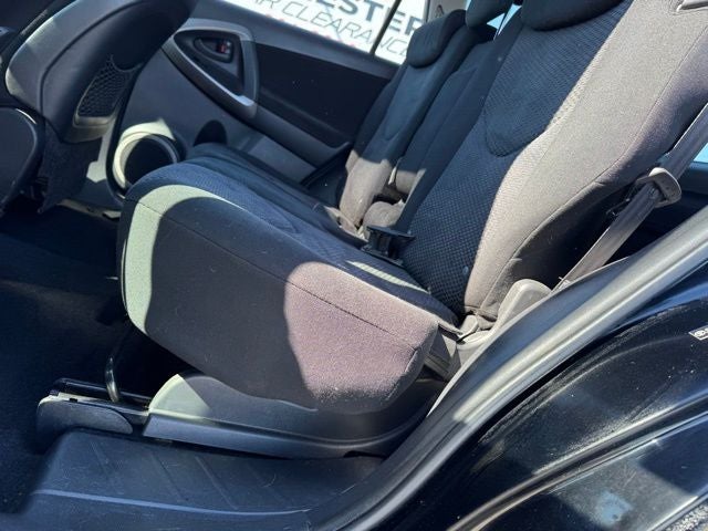 2007 Toyota RAV4 Sport