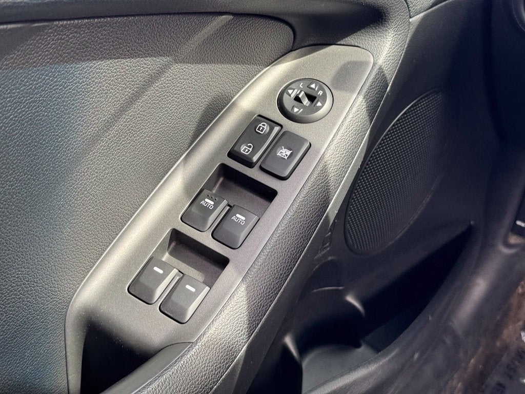 2014 Kia Forte LX canadian vehicle
