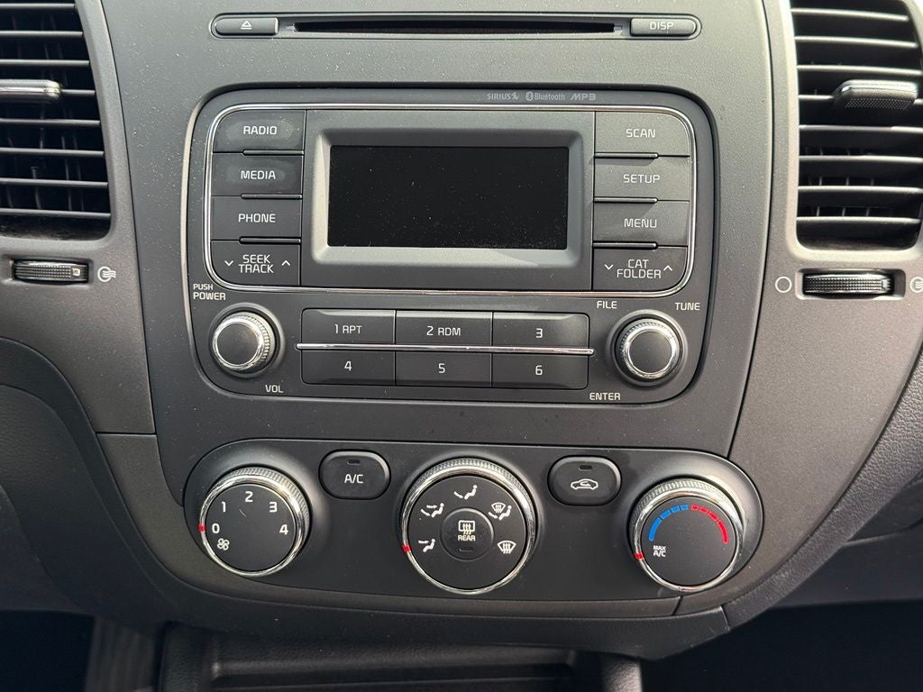 2014 Kia Forte LX canadian vehicle