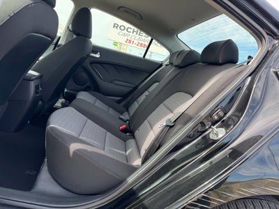 2014 Kia Forte LX canadian vehicle