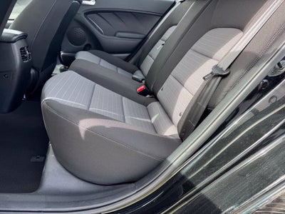 2014 Kia Forte LX canadian vehicle