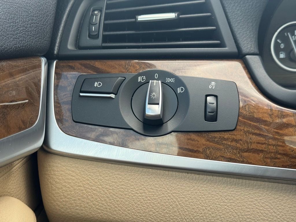 2011 BMW 5 Series 535i xDrive