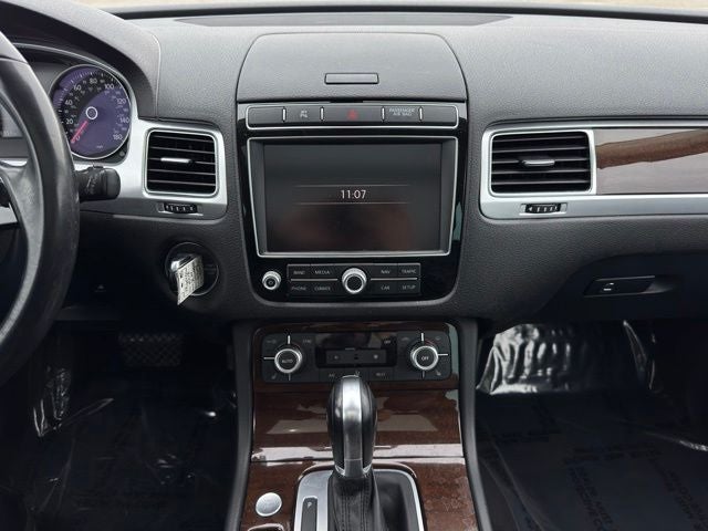 2015 Volkswagen Touareg V6 TDI Lux