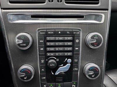 2016 Volvo XC60 T6 Drive-E