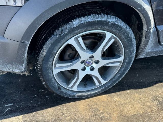 2015 Volvo XC70 T6 Platinum