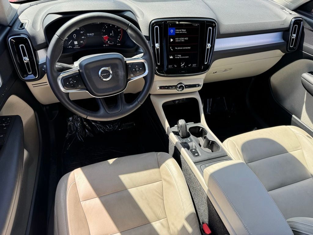 2019 Volvo XC40 Momentum