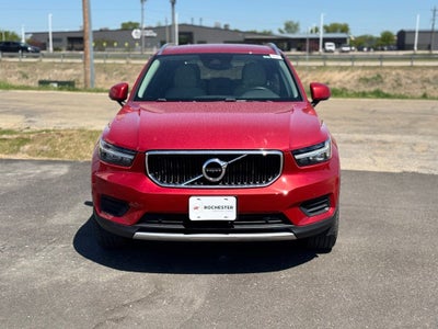 2019 Volvo XC40 Momentum